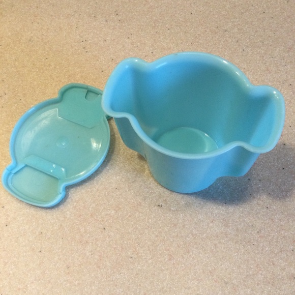Tupperware Kitchen Vintage Tupperware Sugar Dispenser Poshmark
